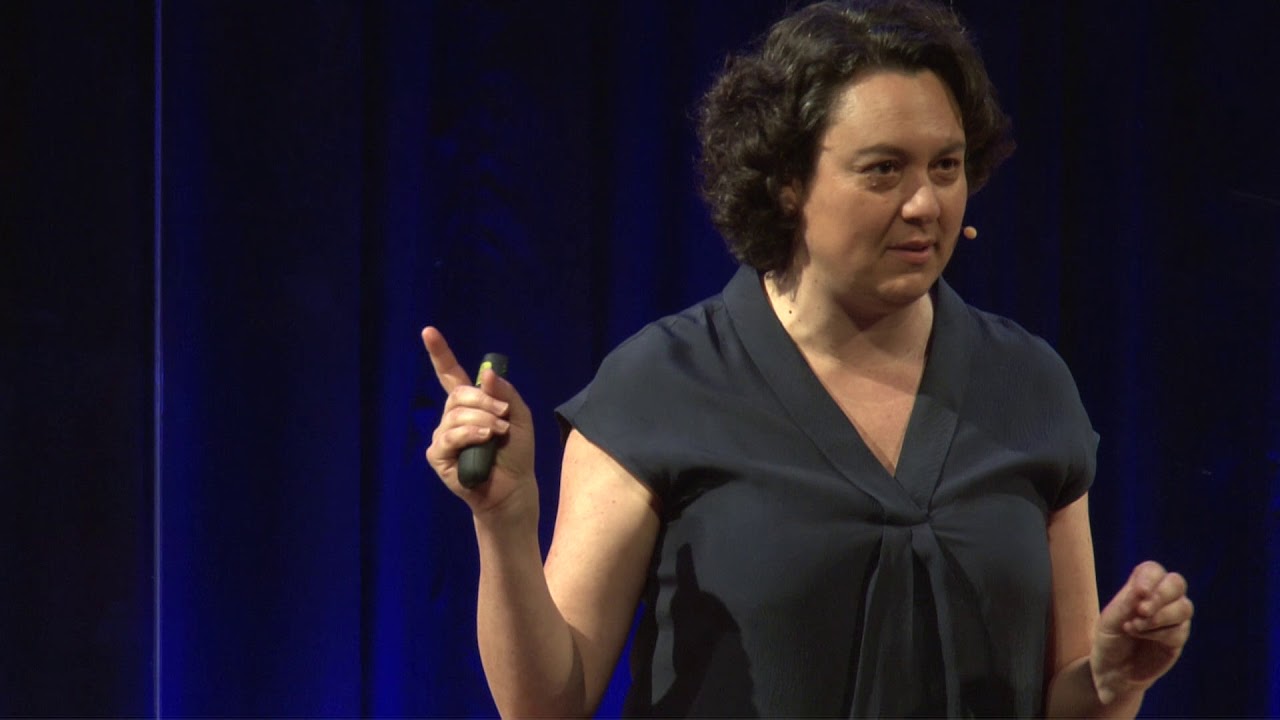 Hablar de la muerte ayuda a vivir y morir mejor | Montse Esquerda | TEDxLleida