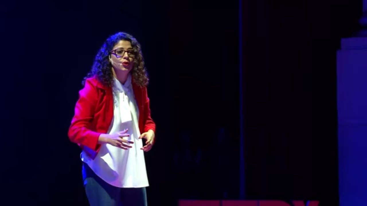 Maternidad con humor  | Kharely Canigiani Solano | TEDxMérida
